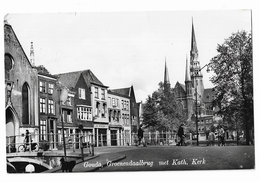 Gouda, Groenendaalbrug met Kath. Kerk