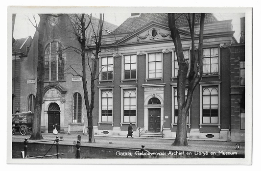 Gouda, Gebouw voor Archief en Librye en Museum