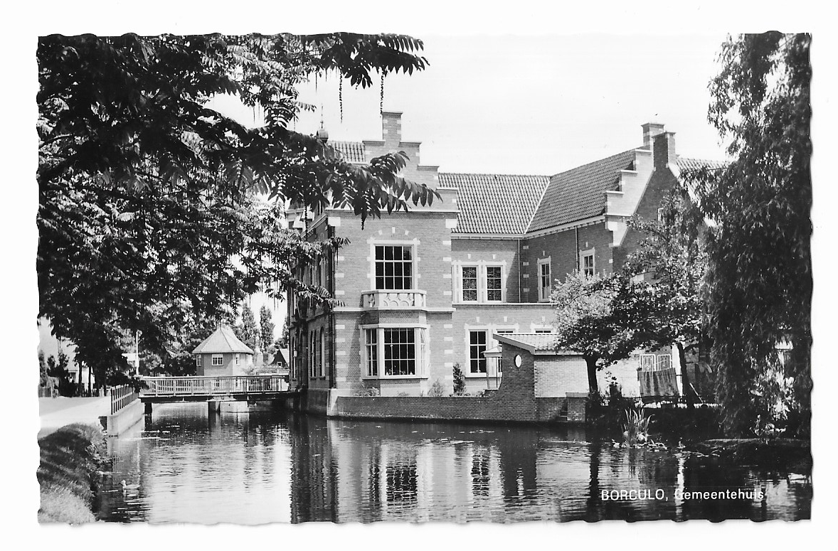 Borculo, Gemeentehuis