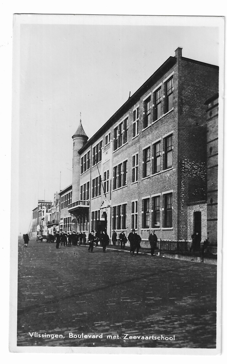 Vlissingen, Boulevard met Zeevaartschool