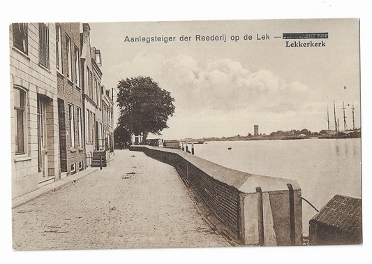 Lekkerkerk, Aanlegsteiger der Reederij op de lek