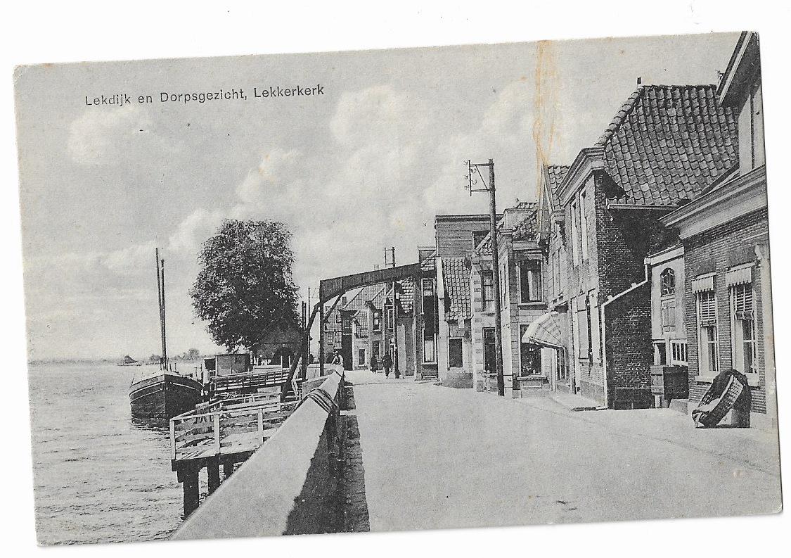 Lekkerkerk, Lekdijk en Dorpsgezicht