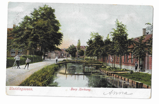Waddingsveen, Dorp Kerkweg