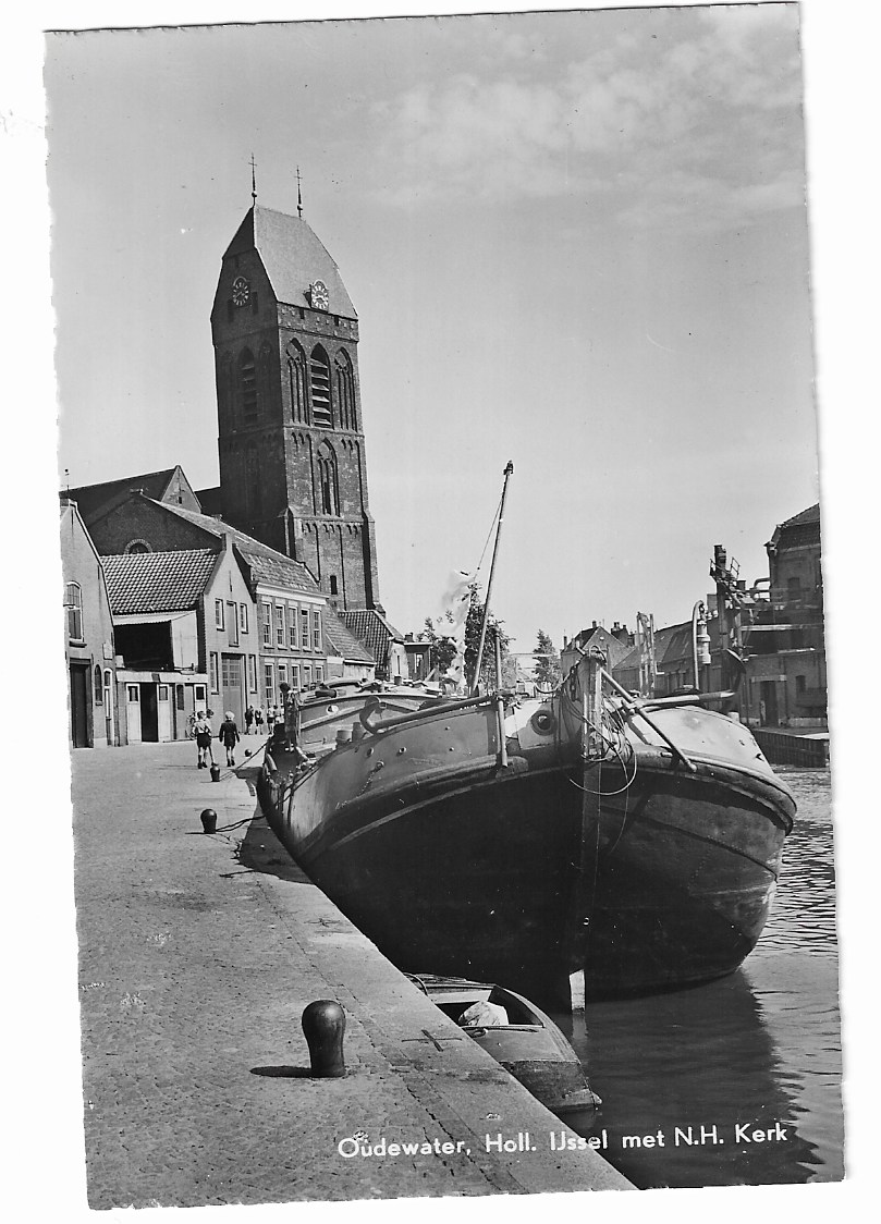 Oudewater, Holl. IJssel met N.H Kerk