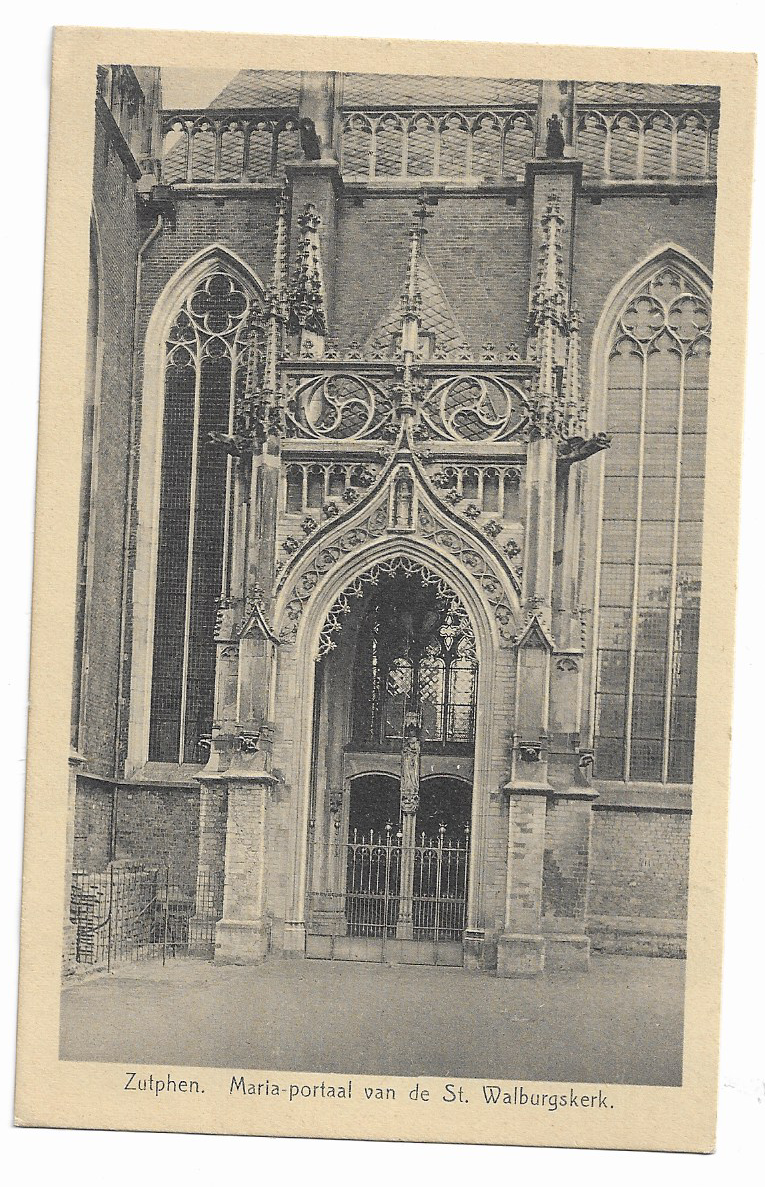 Zutphen, Maria portaal van de St. Walburgskerk