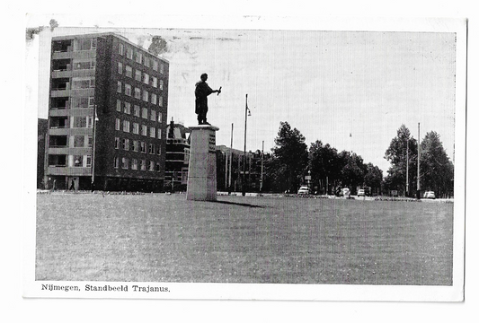 Nijmegen, Standbeeld Trajanus