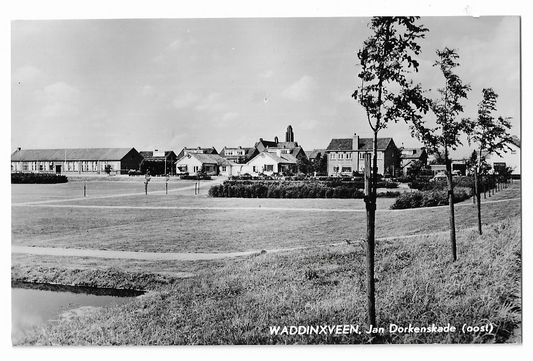 Waddinxveen, Jan Dorkenskade (Oost)