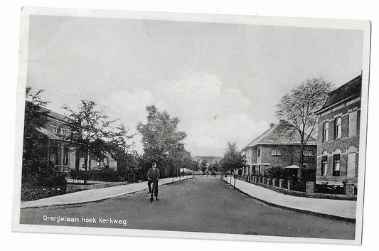 Waddinxveen, Oranjelaan hoek Kerkweg