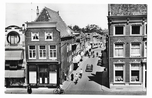 Gouda, Haven met Noodgodstraat