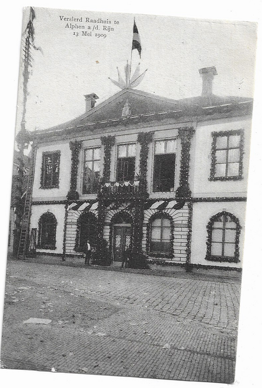 Alphen a/d Rijn, Versierd Raadhuis
